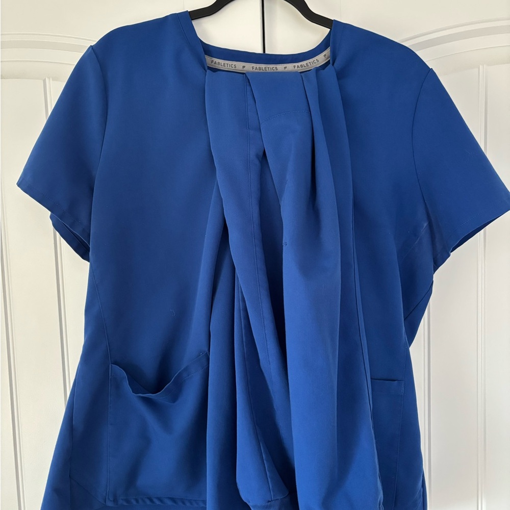 Fabletics Women's Royal Blue Scrub Set